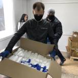 Врачам и сотрудникам полиции в Энгельсе передано восемь тысяч медицинских масок