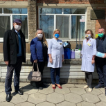 Полторы тысячи медицинских масок получили детские больницы Владивостока