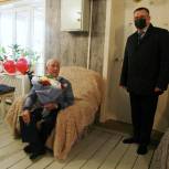 Тюменские единороссы поздравили ветерана Великой Отечественной войны с 96-летием