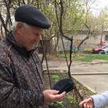 В Ставрополе депутат передал многоразовые маски инвалидам по зрению
