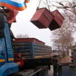 В рамках партийного проекта "Чистая страна"  в Углегорском городском округе ликвидируют свалки и устанавливают новые контейнеры