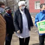 В Чишминский инфекционный госпиталь доставили «посылки доброты»
