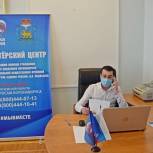Псковские волонтеры помогают людям в условиях изоляции