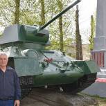 В селе Алешино установили памятник танку Т-34