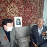 Джиргал Чимидов принял участие в акции "Окна Победы"