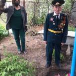 Урюпинские партийцы присоединились к Всероссийской патриотической акции «Палисадник Победы»