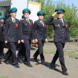 В Омской области прошла акция «Парад у дома ветерана»