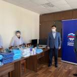 Партийцы Уфимского района закупили средства защиты для медиков