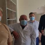 Новые защитные костюмы получили врачи скорой помощи в Нязепетровске 