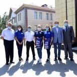 3000 одноразовых защитных масок передали единороссы волонтерам и коллективам предприятий Коченевского района