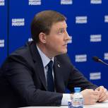 «Единая Россия» внесла в Госдуму поправку о защите единовременных выплат на детей от судебных взысканий