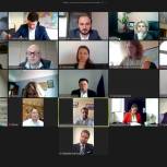 Депутат Госдумы Сергей Кривоносов предложил ввести обязательное тестирование на коронавирусную инфекцию COVID-19 для авиапассажиров, вылетающих в курортные центры РФ
