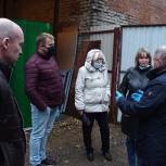 В Лобне партийцы помогут решить вопрос с благоустройством двора