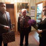 Депутат поздравила с юбилеем Победы ветерана, служившего юнгой в годы войны