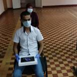 Белореченским школьникам доставили планшеты для  дистанционного обучения