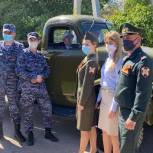 Саратовскому ветерану подарили торжественный парад у дома к столетнему юбилею