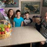 Ямальские дети получили подарки от Ямкина