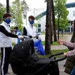Подмосковные волонтеры начали акцию по бесплатной раздаче масок