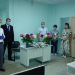 Лидер рязанских единороссов поздравил сотрудников сферы здравоохранения