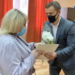 Новосибирские депутаты поздравили медиков с профессиональным праздником