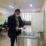 Депутат Государственной Думы РФ Сергей Коткин принял участие в общероссийском голосовании по поправкам в Конституцию