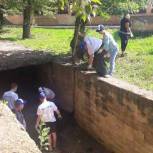 Волонтёры очистили участок реки Кайдаловка в Чите во время экосубботника