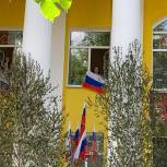 В Калужской области дома украшают флагами России
