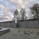 В Брюховецком районе по нацпроекту «Жилье и городская среда» реконструировали сквер
