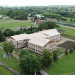 В Долгоруковском районе ремонтируют школу