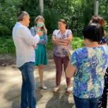 В поселке Мехзавод проходят встречи с жителями по вопросам благоустройства и ЖКХ