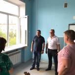 «Новая школа» инициировала проверку работ по обновлению оконных блоков в образовательных учреждениях Волгограда