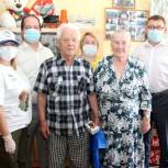 Ветеранам Ялуторовска помогли оставаться на связи с родственниками