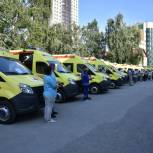 Новосибирские медучреждения получили 19 автомобилей «скорой» для перевозки пациентов с подозрением на коронавирус