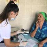 В Железноводске участникам Великой Отечественной войны передали мобильные телефоны