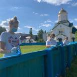 Дятьковские молодогвардейцы проводят субботники на общественных территориях 