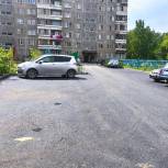 Областной парламентарий решил проблему с парковкой для жильцов многоквартирного дома в Ленинском районе