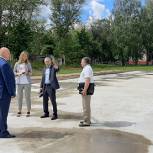 На территории рязанской школы №21 строят современную спортплощадку
