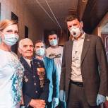 В Подмосковье стартовала акция «Телефоны – фронтовикам»