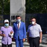 Ветеранам Тюменского судостроительного завода вручили памятные медали