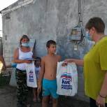 Активисты Суровикинского МО «Единой России» присоединились к социальной акции «Собери ребенка в школу»