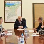 Владимир Косов обсудил с общественниками предложения и инициативы жителей республики