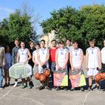 В школе № 1 Смоленска обновили спортивный инвентарь