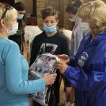 Единороссы городского округа Клин приняли участие в акции «Соберем ребенка в школу»