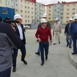 В Губкинском строят шесть домов для переселенцев