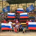 Флешмоб ко Дню флага России прошел в Карабудахкентском районе