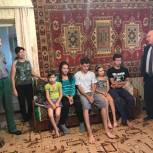 Иван Фирюлин помог семьям из Белинского района