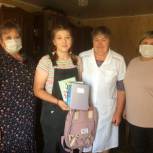 В Мантуровском районе школьные принадлежности переданы в опекунские семьи