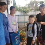 Золотухинские партийцы помогли собрать детей в школу многодетным и малообеспеченным семьям