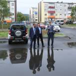 Недочеты при проведении благоустройства придомовых территорий в Елизово подрядчик устранит в рамках контракта