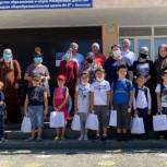 Депутат города Кизилюрта собрал 20 первоклассников в школу